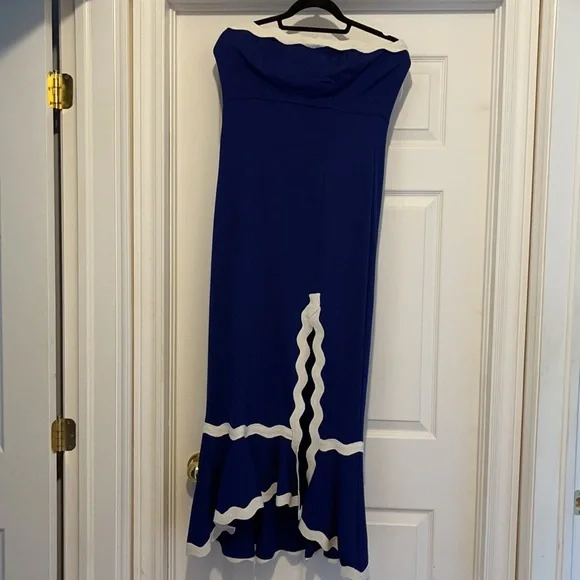 Venus strapless gown size 12 new - Picture 4 of 5